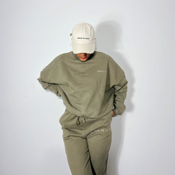 BOX FIT TRACKSUIT OLIVE